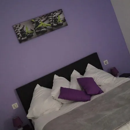 La Schleif Hébergement de vacances Haselbourg